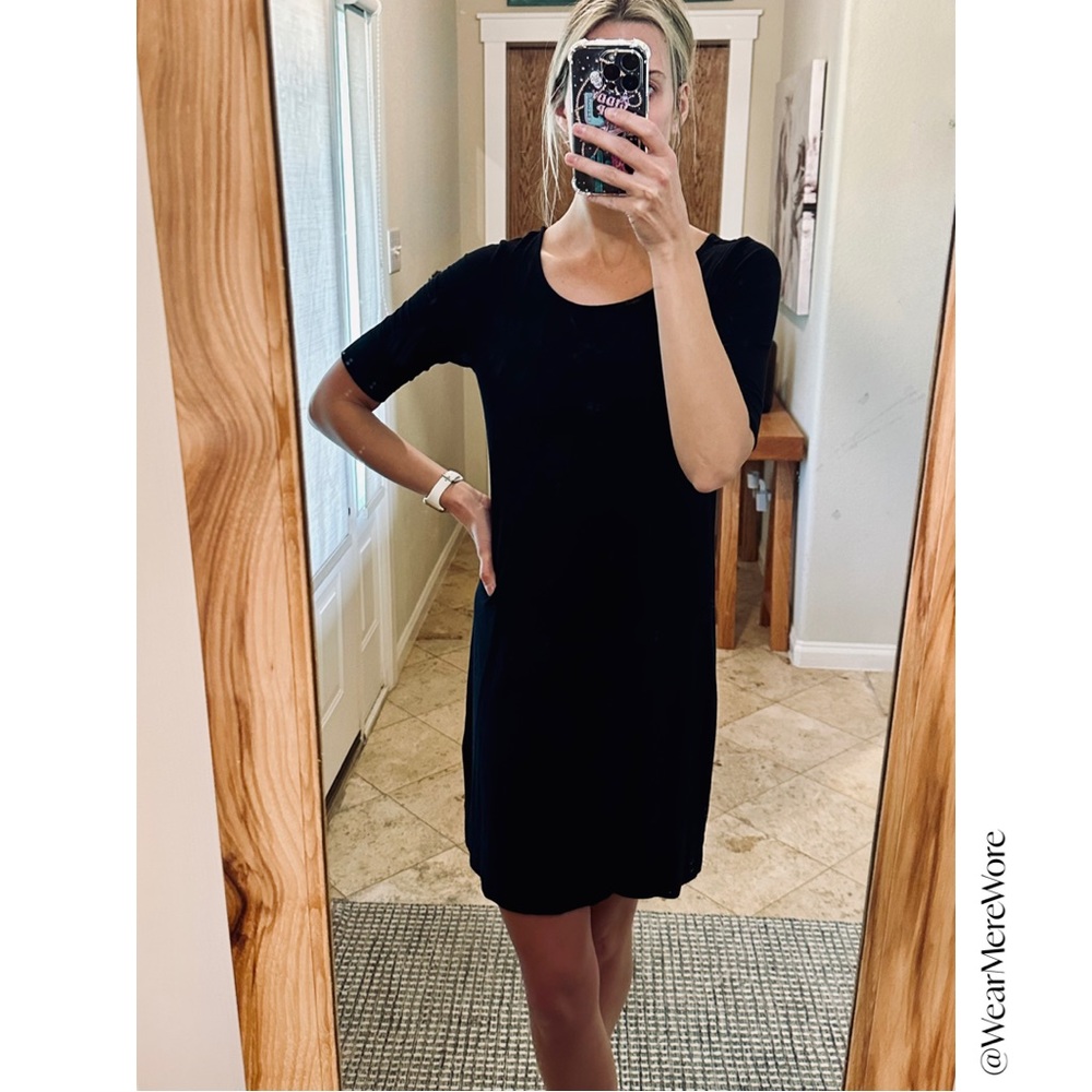 Casual Little Black Dress Size Small - Adrienne Vittadini
